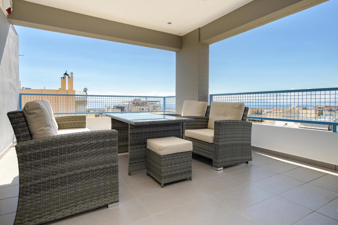 Stylish 2Br Flat With Stunning Views & Prv Parking Apartment Athens Exterior photo